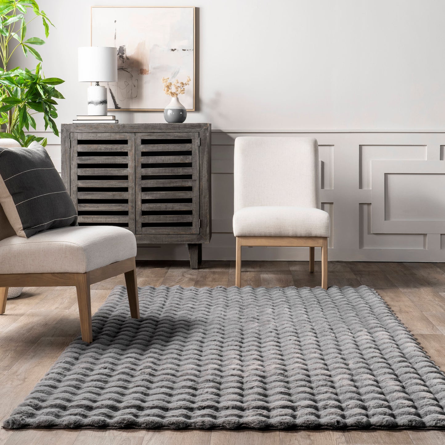 Ivana Dark Grey Checkered Plush Washable Rug