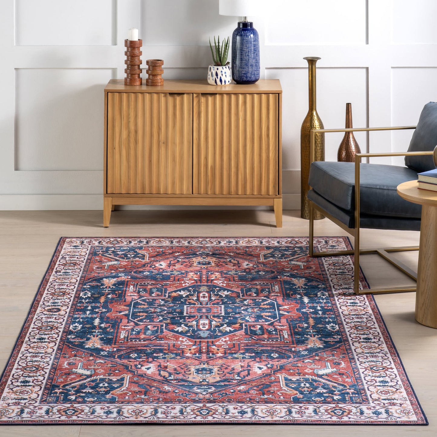 Atrium Medallion Stain-Resistant Washable Rug in Rust