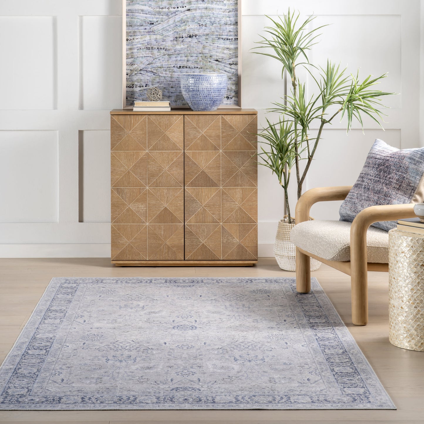 Bayberry Vintage-Style Washable Rug in Light Blue