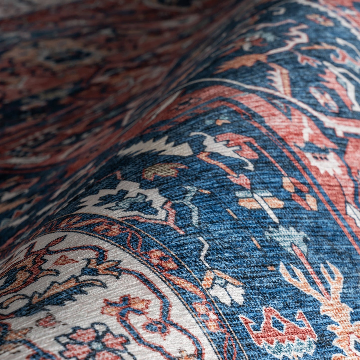 Atrium Medallion Stain-Resistant Washable Rug in Rust