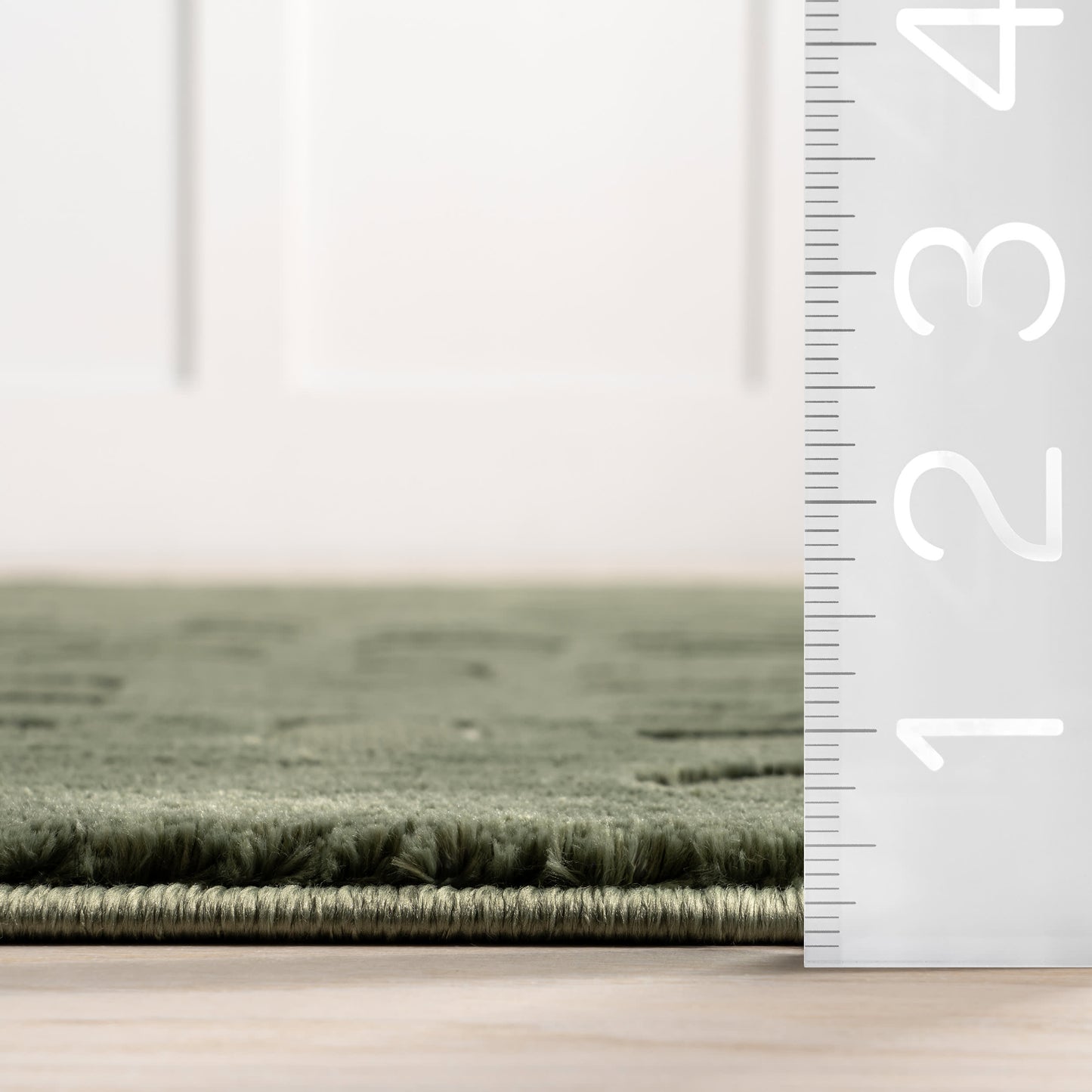 Summit Plush Washable Textured Rug in Forest Green