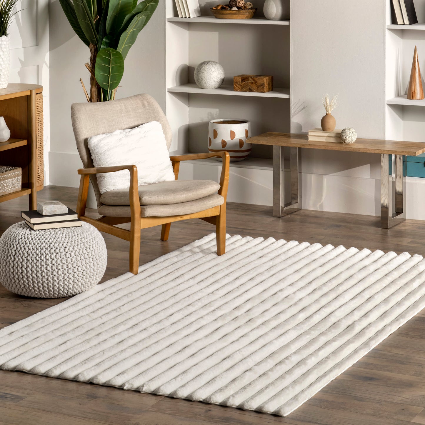 Kris Striped Plush Cloud Washable Rug in Off White