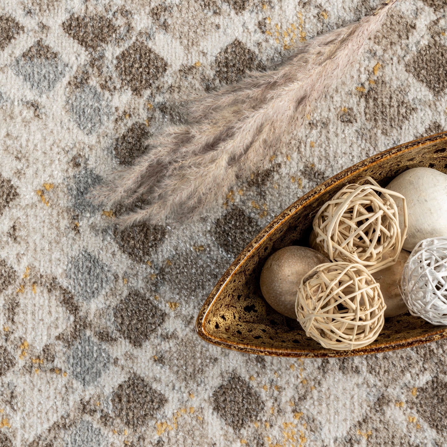 Emmy Beige Geometric Machine-Washable Rug