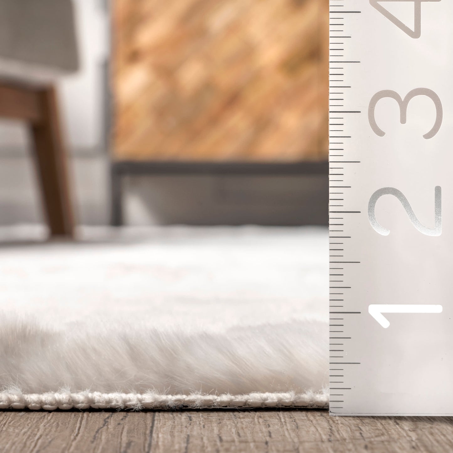 Milazia Honeycomb Plush Cloud Washable Rug in White