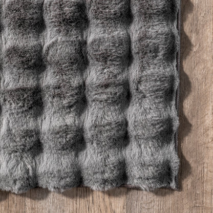 Ivana Dark Grey Checkered Plush Washable Rug
